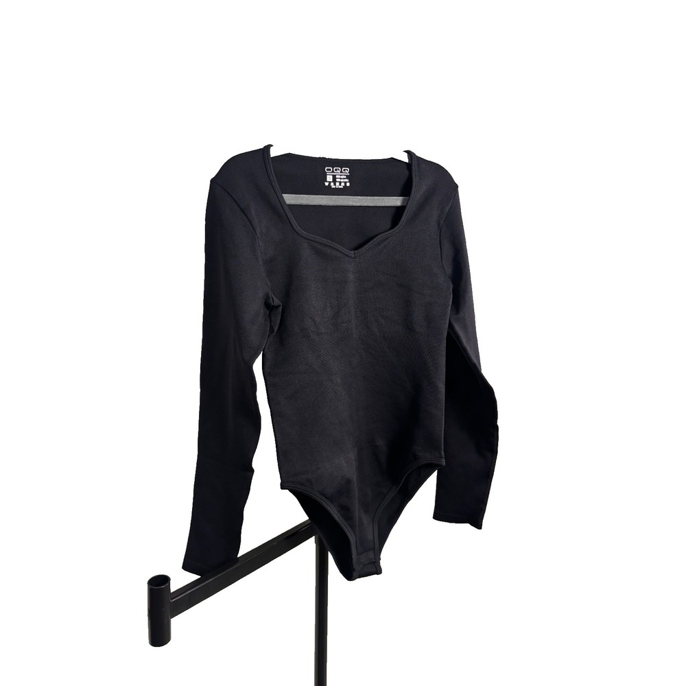 OQQ Black Ribbed Sweetheart Neck Bodysuit Stretch Fitted Womens Size Small NWOT